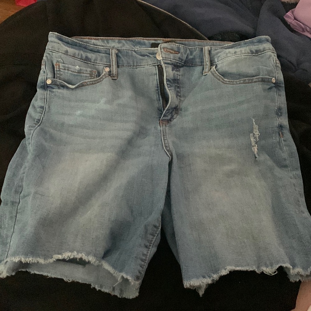 Energie jean shorts
